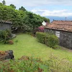 Housesinpico Venkovský dům Prainha (Sao Roque do Pico)