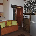 Housesinpico * Prainha (Sao Roque do Pico)