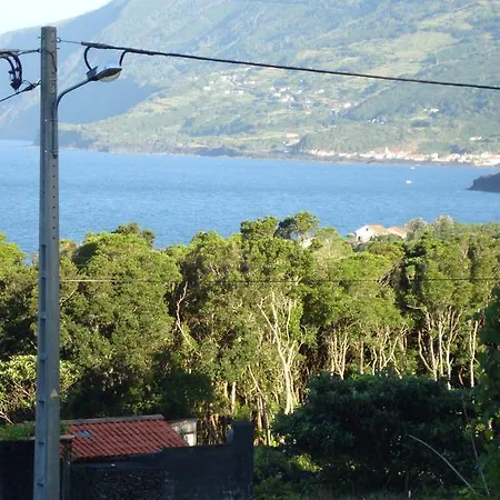 Housesinpico Lantställe Prainha (Sao Roque do Pico)