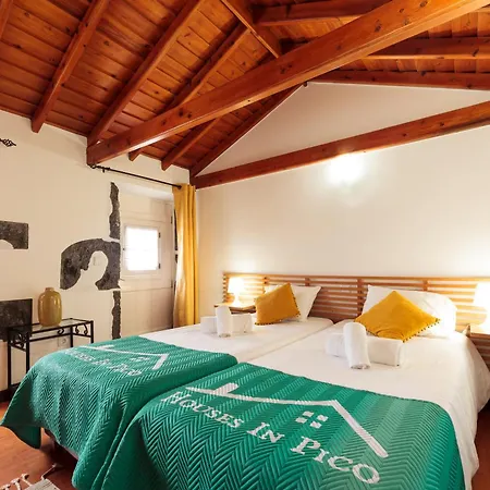 Gospodarstwo wiejskie Housesinpico Prainha (Sao Roque do Pico)